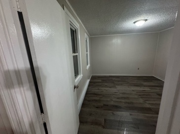 99 Mammoth Rd, Lowell, Massachusetts, 2 Bedrooms Bedrooms, 4 Rooms Rooms,1 BathroomBathrooms,Residential Lease,For Rent,Mammoth Rd,73481365 99 Mammoth Rd, Lowell, Massachusetts, 2 Bedrooms Bedrooms, 4 Rooms Rooms,1 BathroomBathrooms,Residential Lease,For Rent,Mammoth Rd,73481365