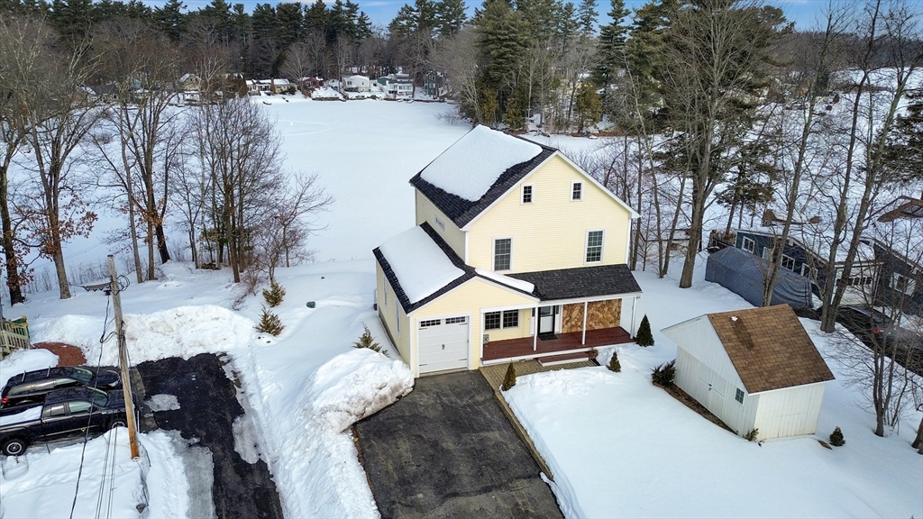 8 Dulcies Pt Rd, Kingston, New Hampshire, 2 Bedrooms Bedrooms, 6 Rooms Rooms,3.5 BathroomsBathrooms,Residential,For Sale,Dulcies Pt Rd,73481306