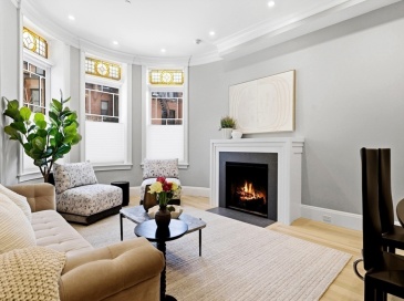 131 Saint Botolph St, Boston, Massachusetts, 3 Bedrooms Bedrooms, 6 Rooms Rooms,2.5 BathroomsBathrooms,Residential,For Sale,Saint Botolph St,73481307 131 Saint Botolph St, Boston, Massachusetts, 3 Bedrooms Bedrooms, 6 Rooms Rooms,2.5 BathroomsBathrooms,Residential,For Sale,Saint Botolph St,73481307