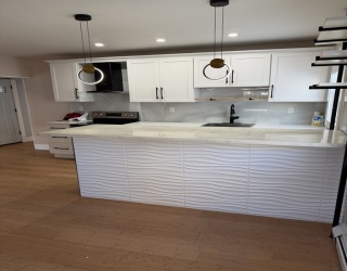 17 Nichols St, Haverhill, Massachusetts, 4 Bedrooms Bedrooms, 6 Rooms Rooms,2 BathroomsBathrooms,Residential Lease,For Rent,Nichols St,73476666