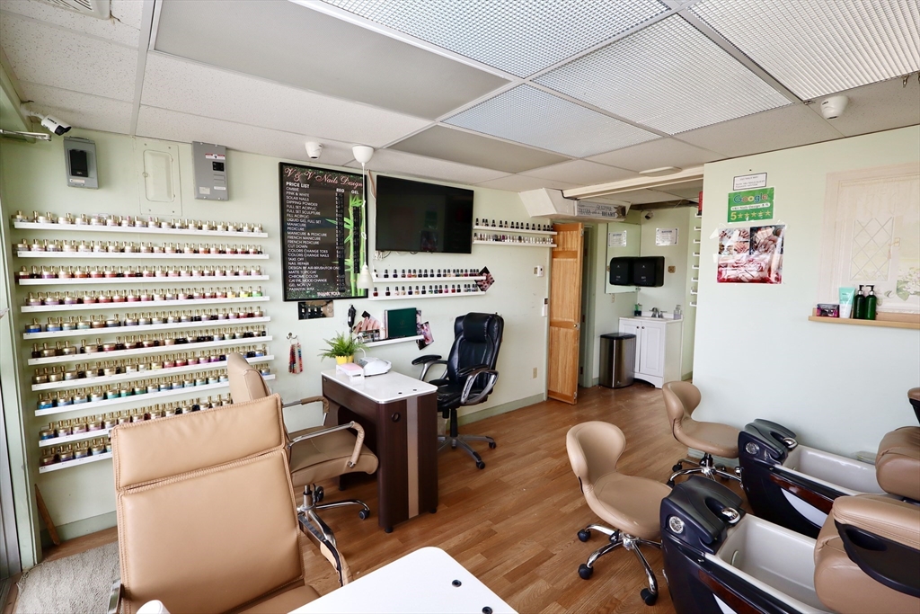 175 Cambridge Street, Burlington, Massachusetts, ,Commercial Lease,For Rent,Cambridge Street,73347546