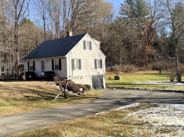192 Concord Rd, Lincoln, Massachusetts, 3 Bedrooms Bedrooms, 7 Rooms Rooms,1 BathroomBathrooms,Residential,For Sale,Concord Rd,73461346