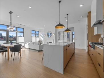 14 Green Street, Brookline, Massachusetts, 3 Bedrooms Bedrooms, 5 Rooms Rooms,3.5 BathroomsBathrooms,Residential,For Sale,Green Street,73447808 14 Green Street, Brookline, Massachusetts, 3 Bedrooms Bedrooms, 5 Rooms Rooms,3.5 BathroomsBathrooms,Residential,For Sale,Green Street,73447808