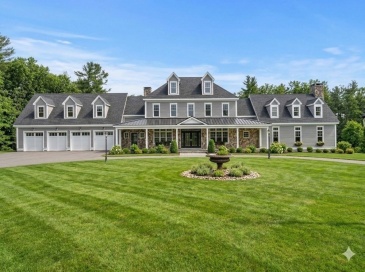 72 Dale Lane, Groton, Massachusetts, 5 Bedrooms Bedrooms, 17 Rooms Rooms,7 BathroomsBathrooms,Residential,For Sale,Dale Lane,73481607