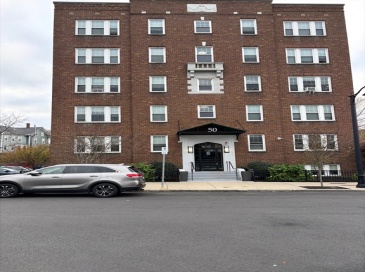 50 Broadway, Beverly, Massachusetts, 3 Rooms Rooms,1 BathroomBathrooms,Residential Lease,For Rent,Broadway,73481438 50 Broadway, Beverly, Massachusetts, 3 Rooms Rooms,1 BathroomBathrooms,Residential Lease,For Rent,Broadway,73481438
