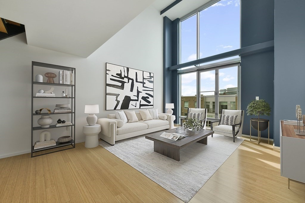 1 Earhart Street, Cambridge, Massachusetts, 2 Bedrooms Bedrooms, 4 Rooms Rooms,1.5 BathroomsBathrooms,Residential Lease,For Rent,Earhart Street,73481457