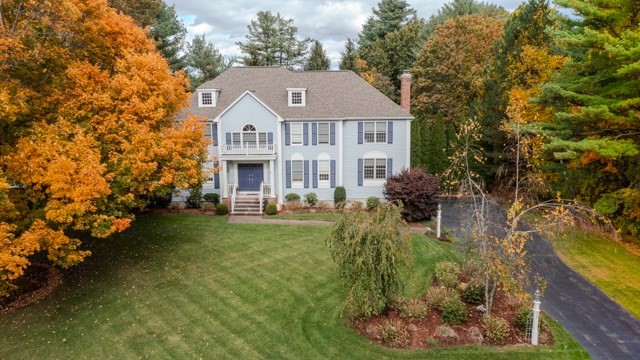 29 Stoneybrook Cir., Andover, Massachusetts, 4 Bedrooms Bedrooms, 10 Rooms Rooms,4 BathroomsBathrooms,Residential,For Sale,Stoneybrook Cir.,73481688