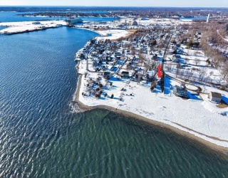 2 Oneil Rd, Somerset, Massachusetts, 2 Bedrooms Bedrooms, 4 Rooms Rooms,1.5 BathroomsBathrooms,Residential,For Sale,Oneil Rd,73481687