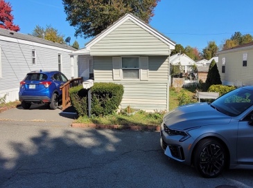 286 Newbury, Peabody, Massachusetts, 2 Bedrooms Bedrooms, 6 Rooms Rooms,1 BathroomBathrooms,Residential,For Sale,Newbury,73445268