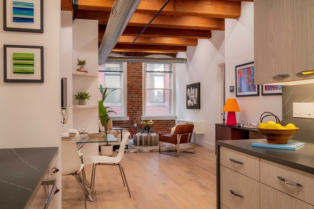 33 Sleeper, Boston, Massachusetts, 3 Bedrooms Bedrooms, 4 Rooms Rooms,2 BathroomsBathrooms,Residential,For Sale,Sleeper,73465699