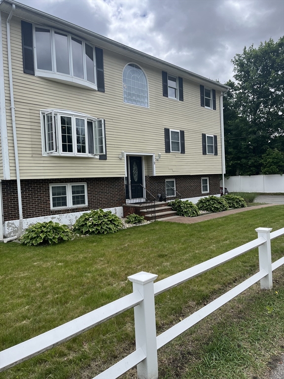 9 Parker St, Wilmington, Massachusetts, 3 Bedrooms Bedrooms, 8 Rooms Rooms,2.5 BathroomsBathrooms,Residential,For Sale,Parker St,73366963