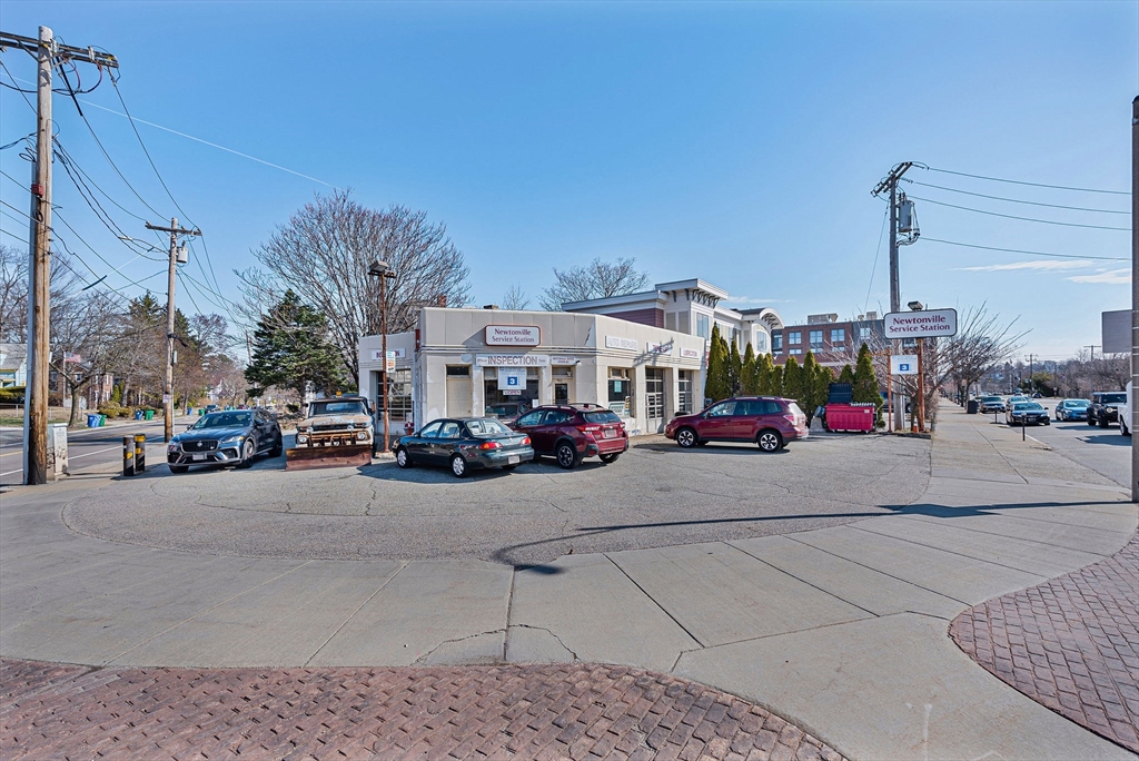 911 Washington St, Newton, Massachusetts, ,Commercial Sale,For Sale,Washington St,73444950