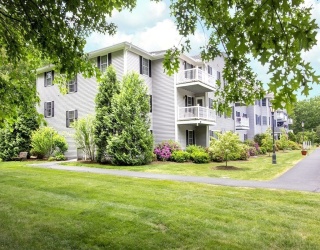 23 Greenleaves, Amherst, Massachusetts, 1 Bedroom Bedrooms, 3 Rooms Rooms,1 BathroomBathrooms,Residential,For Sale,Greenleaves,73481744