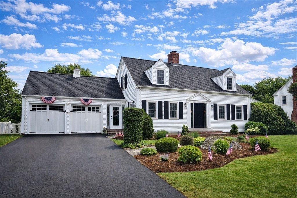 20 Dunbar St, Canton, Massachusetts, 3 Bedrooms Bedrooms, 7 Rooms Rooms,1.5 BathroomsBathrooms,Residential,For Sale,Dunbar St,73481753