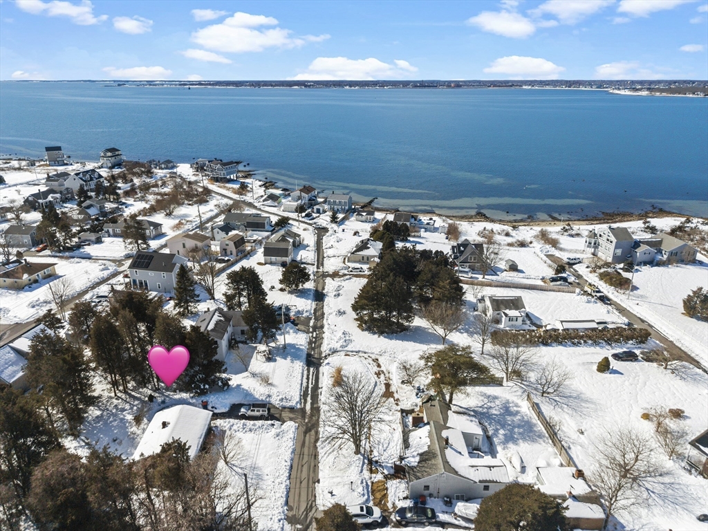 5 Reservation Rd, Fairhaven, Massachusetts, 2 Bedrooms Bedrooms, 4 Rooms Rooms,1 BathroomBathrooms,Residential,For Sale,Reservation Rd,73481794