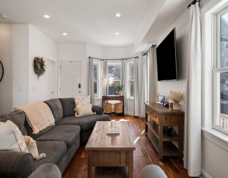 10 Ford Street, Boston, Massachusetts, 2 Bedrooms Bedrooms, 5 Rooms Rooms,2.5 BathroomsBathrooms,Residential,For Sale,Ford Street,73481737