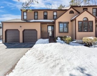 20 Hawthorne Village, Franklin, Massachusetts, 2 Bedrooms Bedrooms, 8 Rooms Rooms,2.5 BathroomsBathrooms,Residential,For Sale,Hawthorne Village,73481823