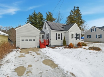 2064 Oak St, Palmer, Massachusetts, 3 Bedrooms Bedrooms, 5 Rooms Rooms,1 BathroomBathrooms,Residential,For Sale,Oak St,73465592