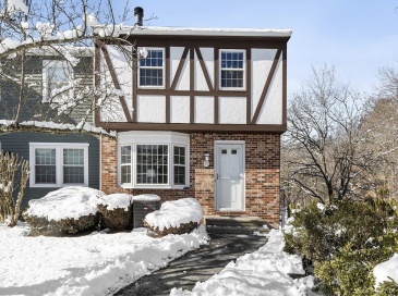 71 Prescott Drive, Chelmsford, Massachusetts, 2 Bedrooms Bedrooms, 6 Rooms Rooms,1.5 BathroomsBathrooms,Residential,For Sale,Prescott Drive,73470665