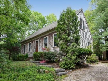 41 Braeburn Ct, Falmouth, Massachusetts, 3 Bedrooms Bedrooms, 6 Rooms Rooms,2 BathroomsBathrooms,Residential,For Sale,Braeburn Ct,73464184