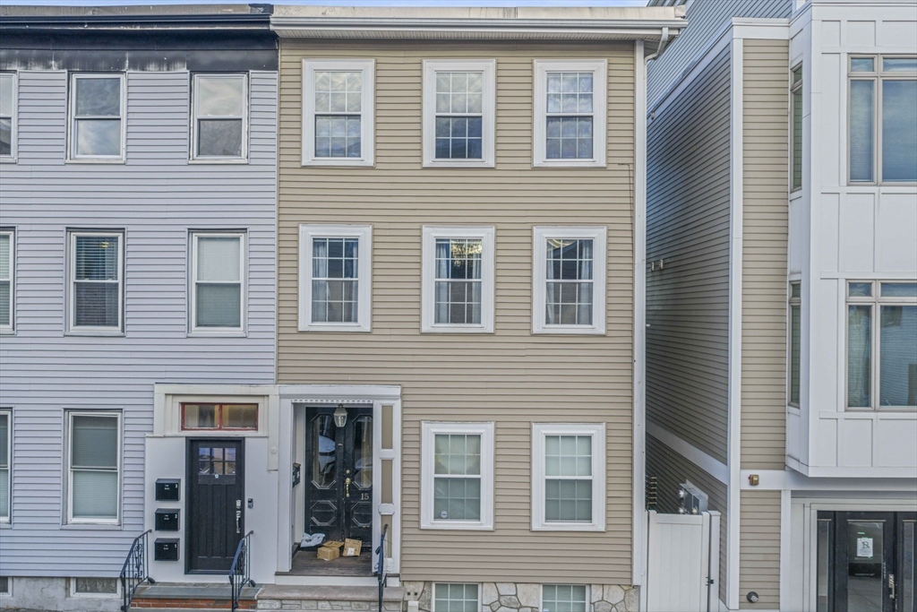 15 Vinton St, Boston, Massachusetts, 1 Bedroom Bedrooms, 3 Rooms Rooms,1 BathroomBathrooms,Residential,For Sale,Vinton St,73469519