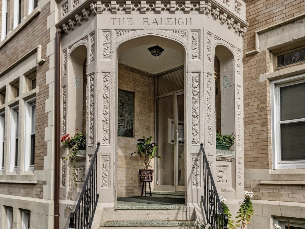 3 Englewood Ave, Brookline, Massachusetts, 1 Bedroom Bedrooms, 3 Rooms Rooms,1 BathroomBathrooms,Residential,For Sale,Englewood Ave,73453632
