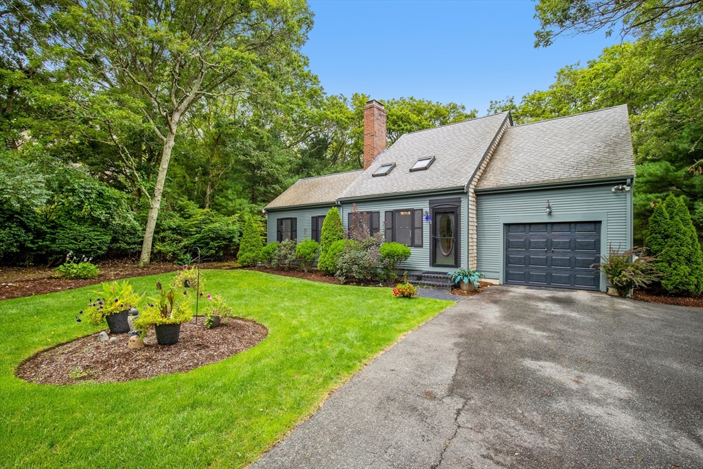 50 Currycomb Cir, Barnstable, Massachusetts, 3 Bedrooms Bedrooms, 7 Rooms Rooms,2 BathroomsBathrooms,Residential,For Sale,Currycomb Cir,73427317
