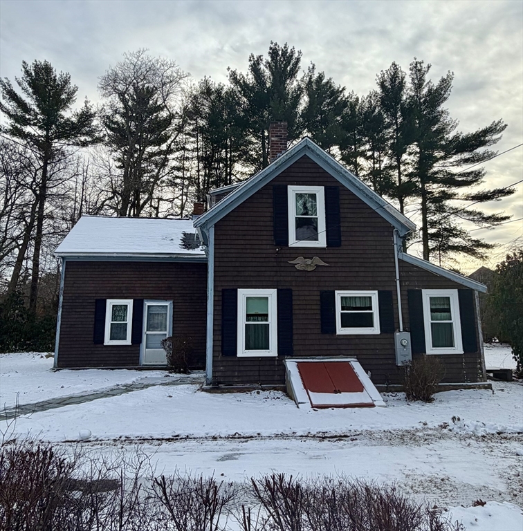 1 Watermans Ln, Kingston, Massachusetts, 3 Bedrooms Bedrooms, 6 Rooms Rooms,2 BathroomsBathrooms,Residential,For Sale,Watermans Ln,73465500