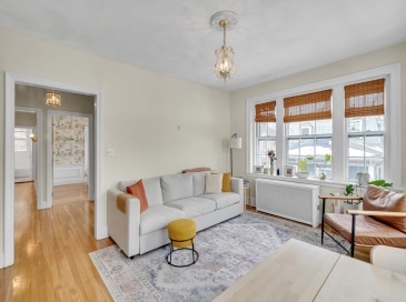 41 Bowdoin St, Cambridge, Massachusetts, 2 Bedrooms Bedrooms, 5 Rooms Rooms,1 BathroomBathrooms,Residential,For Sale,Bowdoin St,73482067 41 Bowdoin St, Cambridge, Massachusetts, 2 Bedrooms Bedrooms, 5 Rooms Rooms,1 BathroomBathrooms,Residential,For Sale,Bowdoin St,73482067