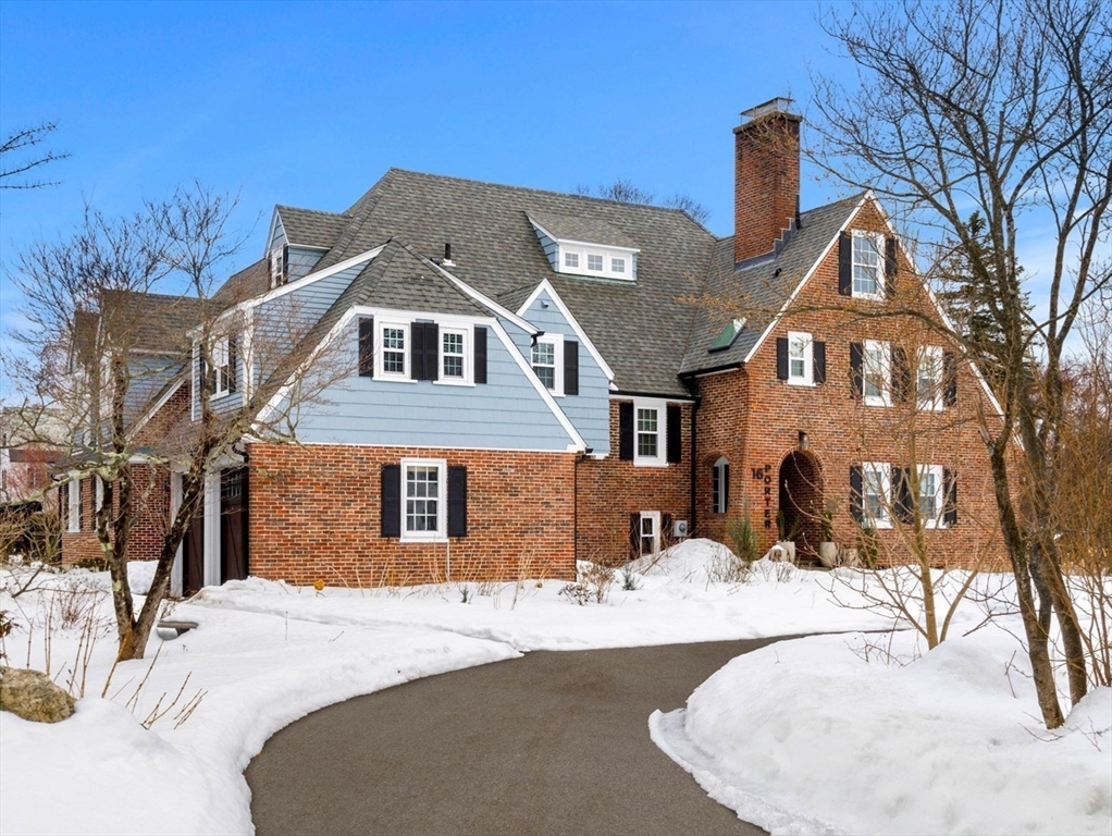 16 Porter Road, Andover, Massachusetts, 6 Bedrooms Bedrooms, 14 Rooms Rooms,5.5 BathroomsBathrooms,Residential,For Sale,Porter Road,73482098