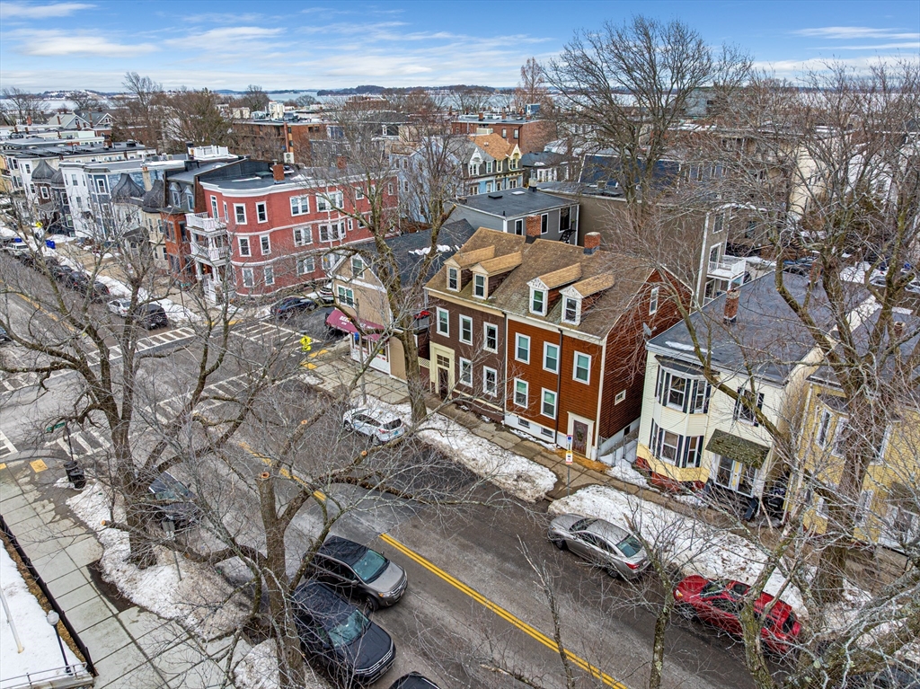 867 E. Broadway, Boston, Massachusetts, 4 Bedrooms Bedrooms, 10 Rooms Rooms,1 BathroomBathrooms,Residential,For Sale,E. Broadway,73482079