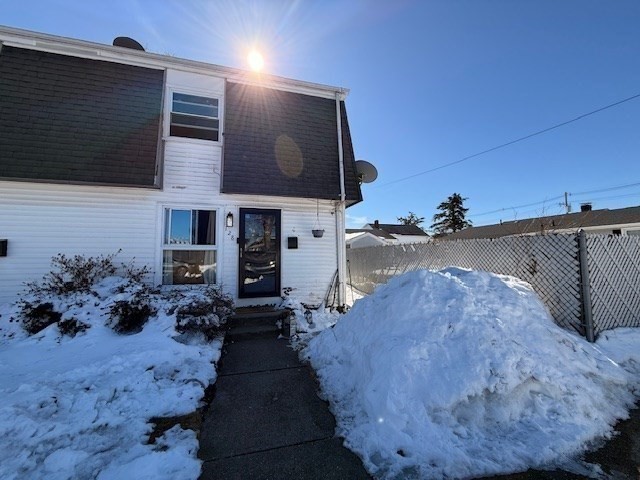 128 Osborn St, New Bedford, Massachusetts, 2 Bedrooms Bedrooms, 4 Rooms Rooms,1.5 BathroomsBathrooms,Residential,For Sale,Osborn St,73482032