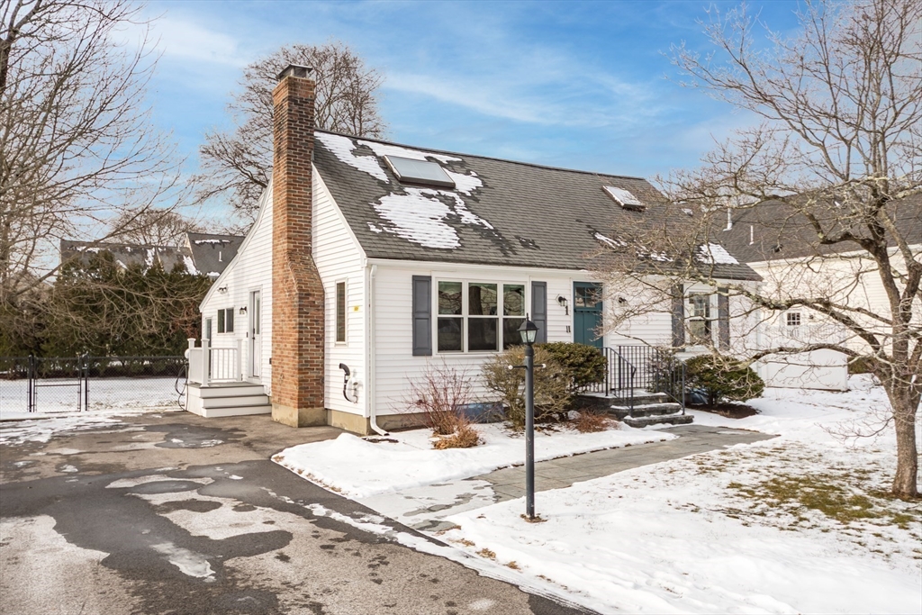 1 Lincoln St. Extension, Natick, Massachusetts, 4 Bedrooms Bedrooms, 7 Rooms Rooms,2 BathroomsBathrooms,Residential,For Sale,Lincoln St. Extension,73469012