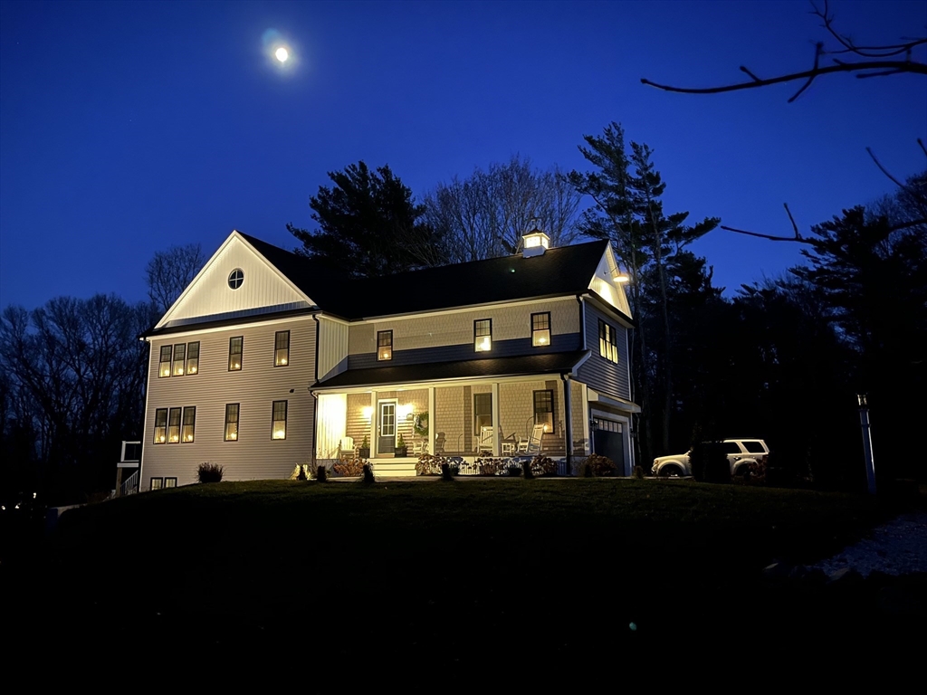 1192 S River St, Marshfield, Massachusetts, 3 Bedrooms Bedrooms, 6 Rooms Rooms,2.5 BathroomsBathrooms,Residential,For Sale,S River St,73482327