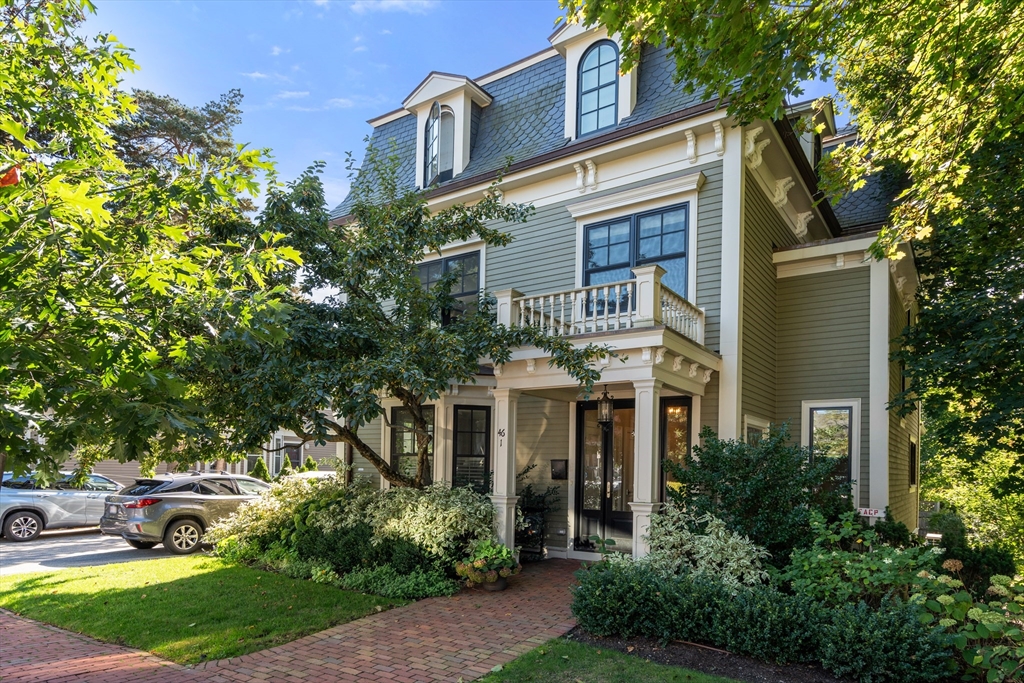 46 Mount Vernon Street, Cambridge, Massachusetts, 4 Bedrooms Bedrooms, 8 Rooms Rooms,4.5 BathroomsBathrooms,Residential,For Sale,Mount Vernon Street,73482417