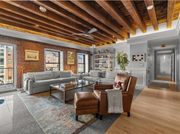 28-32 Atlantic Ave, Boston, Massachusetts, 2 Bedrooms Bedrooms, 5 Rooms Rooms,2 BathroomsBathrooms,Residential,For Sale,Atlantic Ave,73464344