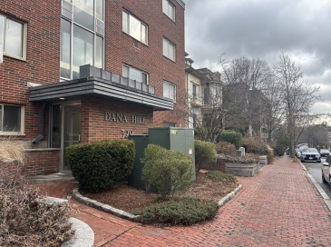 329-1 Harvard Street, Cambridge, Massachusetts, 2 Bedrooms Bedrooms, 4 Rooms Rooms,1 BathroomBathrooms,Residential,For Sale,Harvard Street,73469392