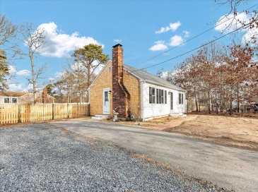 28 Cardinal Ln, Yarmouth, Massachusetts, 2 Bedrooms Bedrooms, 4 Rooms Rooms,1 BathroomBathrooms,Residential,For Sale,Cardinal Ln,73467126 28 Cardinal Ln, Yarmouth, Massachusetts, 2 Bedrooms Bedrooms, 4 Rooms Rooms,1 BathroomBathrooms,Residential,For Sale,Cardinal Ln,73467126
