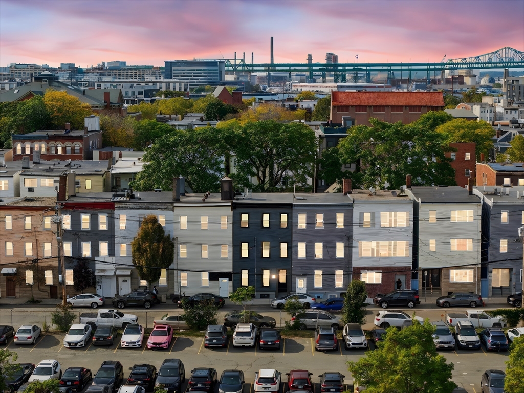 120 Bremen Street, Boston, Massachusetts, 2 Bedrooms Bedrooms, 4 Rooms Rooms,1 BathroomBathrooms,Residential,For Sale,Bremen Street,73482728