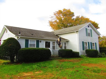 71 Chestnut Street, Hatfield, Massachusetts, 2 Bedrooms Bedrooms, 6 Rooms Rooms,1 BathroomBathrooms,Residential,For Sale,Chestnut Street,73482773