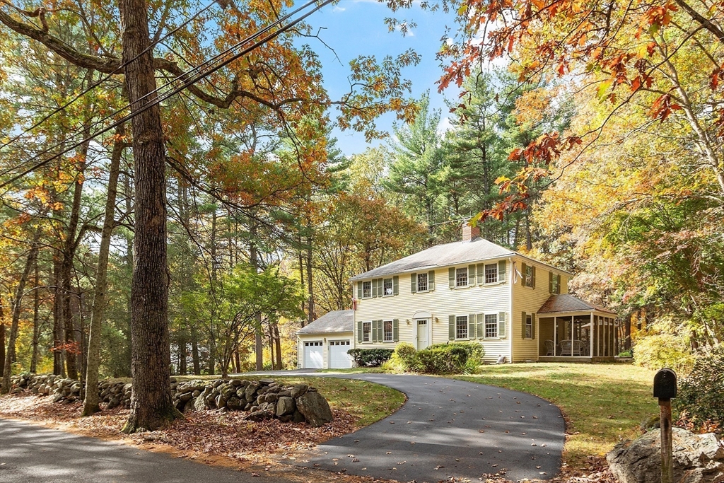 265 College Rd, Concord, Massachusetts, 4 Bedrooms Bedrooms, 7 Rooms Rooms,2.5 BathroomsBathrooms,Residential,For Sale,College Rd,73482813