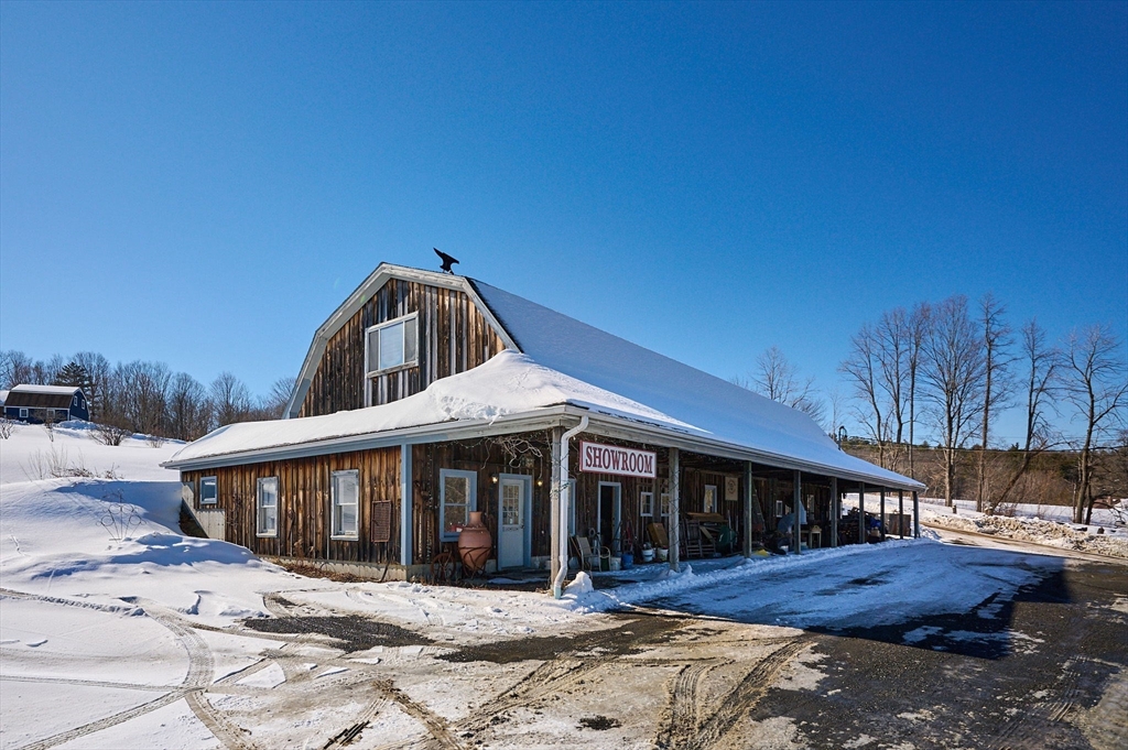 207 Greenfield Rd, Colrain, Massachusetts, ,Commercial Sale,For Sale,Greenfield Rd,73482855
