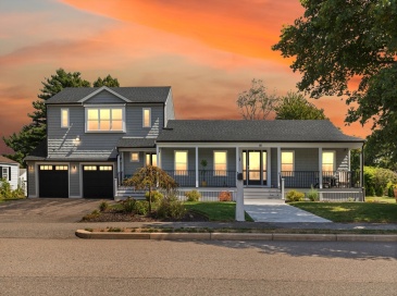 20 Blossom Rd, Braintree, Massachusetts, 3 Bedrooms Bedrooms, 8 Rooms Rooms,4 BathroomsBathrooms,Residential,For Sale,Blossom Rd,73482527