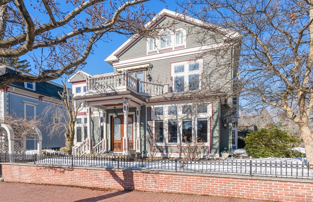 405 Broadway, Cambridge, Massachusetts, 4 Bedrooms Bedrooms, 13 Rooms Rooms,4.5 BathroomsBathrooms,Residential,For Sale,Broadway,73482553