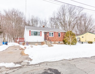 28 Mcdonnell Dr, Randolph, Massachusetts, 3 Bedrooms Bedrooms, 6 Rooms Rooms,2 BathroomsBathrooms,Residential,For Sale,Mcdonnell Dr,73482566