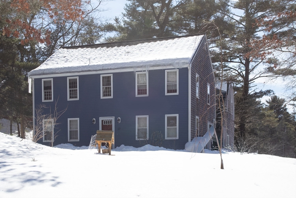 27 Howard Dr, Plymouth, Massachusetts, 3 Bedrooms Bedrooms, 9 Rooms Rooms,2.5 BathroomsBathrooms,Residential,For Sale,Howard Dr,73482637