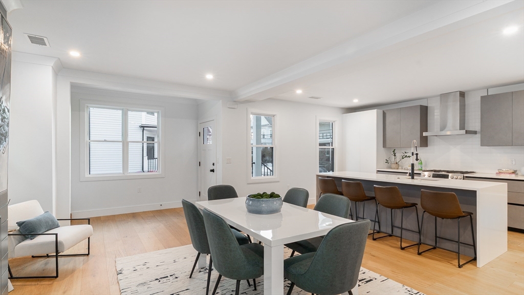 89 Cleveland St, Arlington, Massachusetts, 3 Bedrooms Bedrooms, 8 Rooms Rooms,3.5 BathroomsBathrooms,Residential,For Sale,Cleveland St,73482638