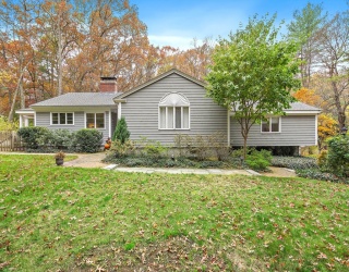 850 Old Road To 9 Acre Cor, Concord, Massachusetts, 3 Bedrooms Bedrooms, 11 Rooms Rooms,3.5 BathroomsBathrooms,Residential,For Sale,Old Road To 9 Acre Cor,73482694