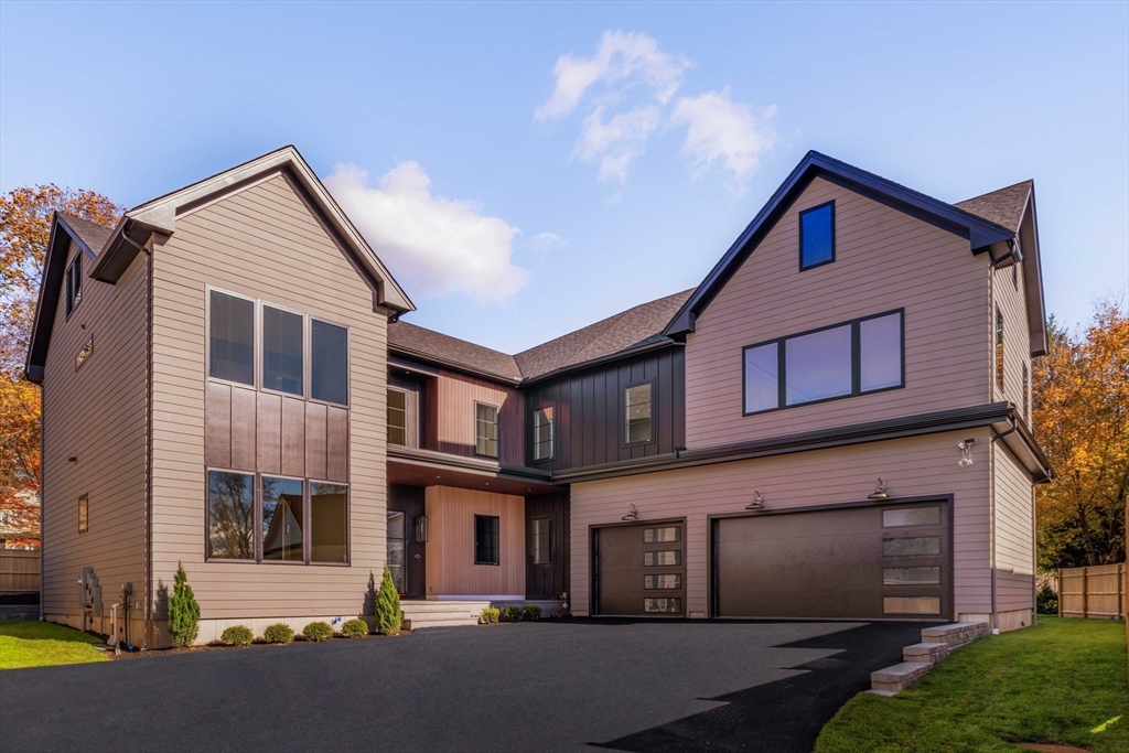 25 White Ave, Newton, Massachusetts, 8 Bedrooms Bedrooms, 14 Rooms Rooms,8 BathroomsBathrooms,Residential,For Sale,White Ave,73482578