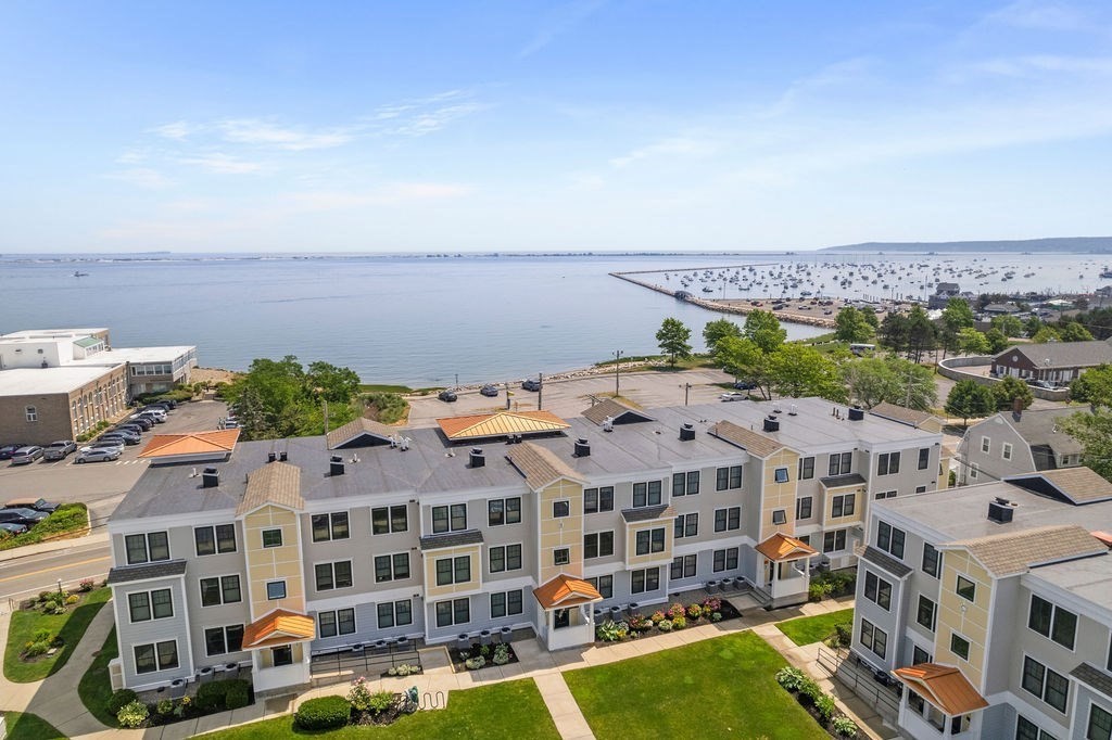 216 Water Street, Plymouth, Massachusetts, 2 Bedrooms Bedrooms, 5 Rooms Rooms,1 BathroomBathrooms,Residential,For Sale,Water Street,73482893